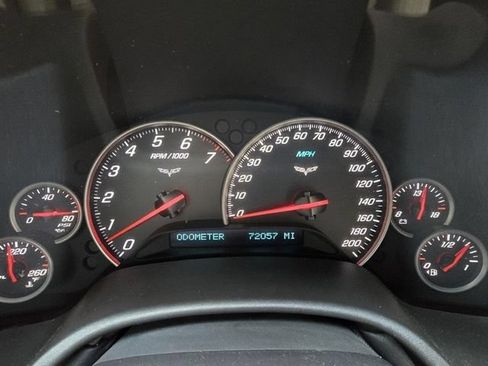 Used 2005 Chevrolet Corvette Coupe w/ Preferred Equipment Group RWD image 13
