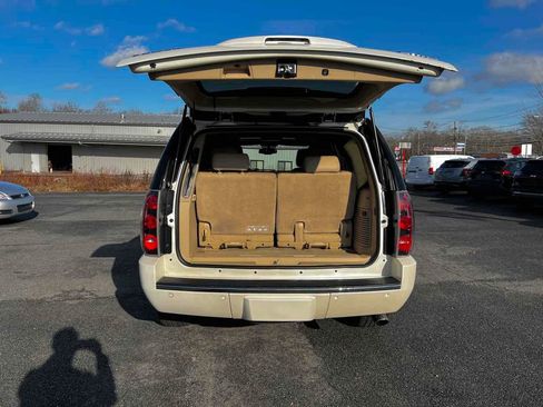 Used 2014 GMC Yukon Denali image 39