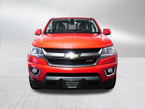 Used 2018 Chevrolet Colorado Z71 AWD/4WD image 2
