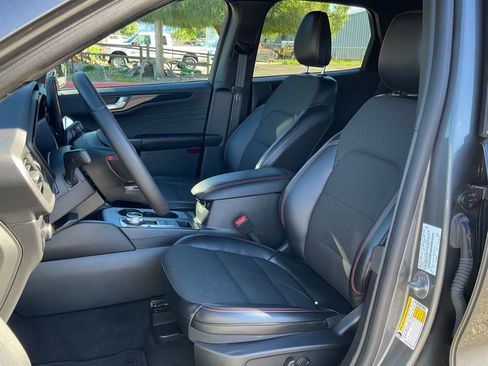 Used 2024 Ford Escape ST-Line w/ Tech Pack #1 image 44