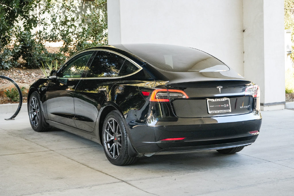 Used 2019 Tesla Model 3 Standard Range Plus RWD image 4