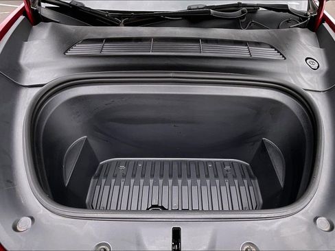 Used 2022 Tesla Model Y Performance image 30