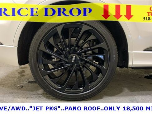 Used 2023 Lincoln Aviator Reserve w/ Equipment Group 201A image 19