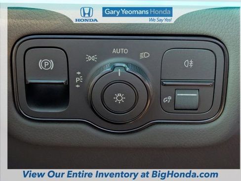 Used 2022 Mercedes-Benz GLE 350 w/ AMG Line Exterior image 26