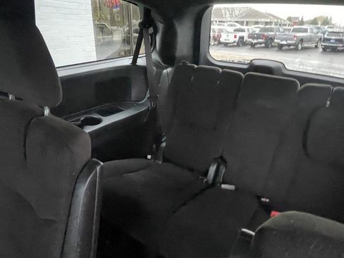 Used 2015 Dodge Grand Caravan SXT w/ Blacktop Package image 22