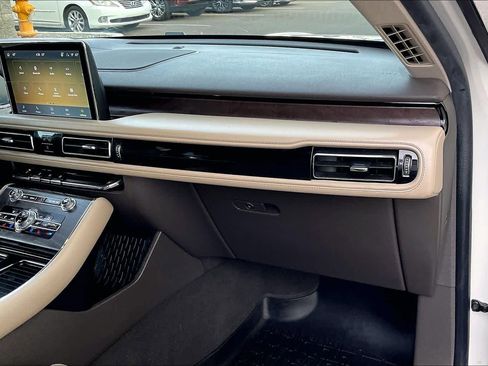 Used 2022 Lincoln Aviator Grand Touring w/ Equipment Group 301A image 18
