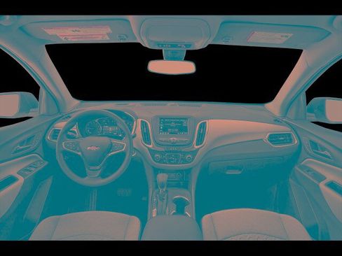 Used 2023 Chevrolet Equinox RS w/ RS Leather Package image 5