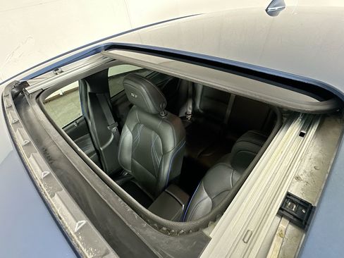 Used 2025 Buick Envista Sport Touring w/ Experience Buick Package FWD image 20