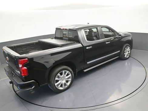 Used 2023 Chevrolet Silverado 1500 High Country w/ High Country Premium Package AWD/4WD image 75