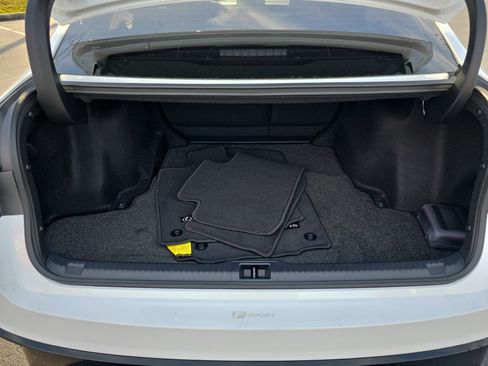 Used 2025 Lexus IS 350 F Sport image 8