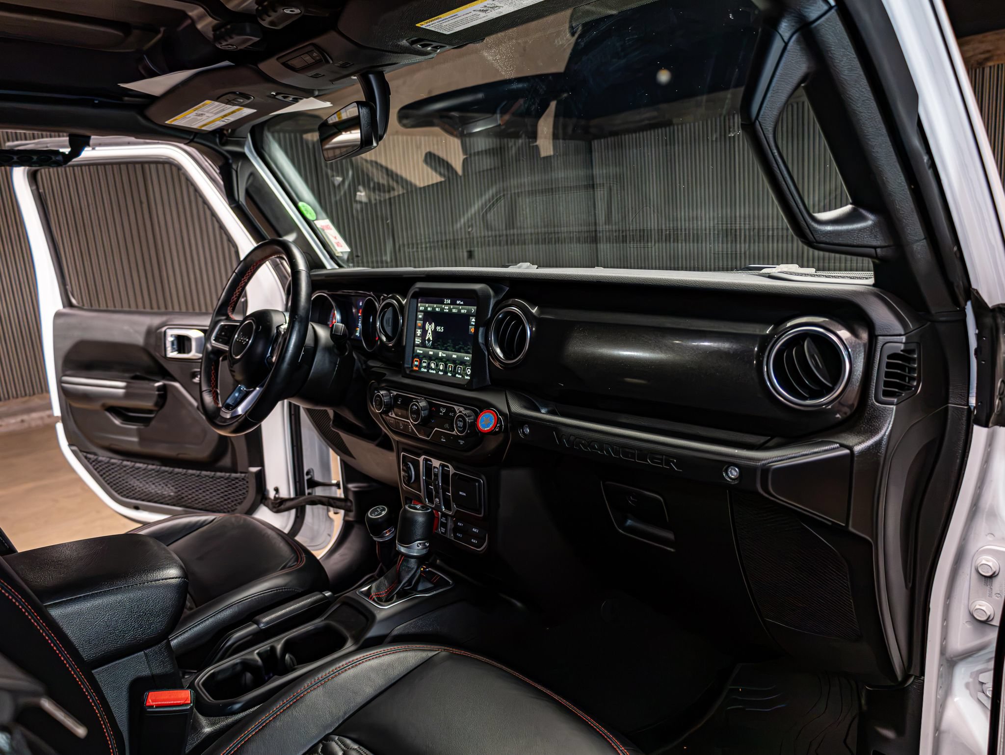 Used 2021 Jeep Wrangler Unlimited Rubicon AWD/4WD image 19