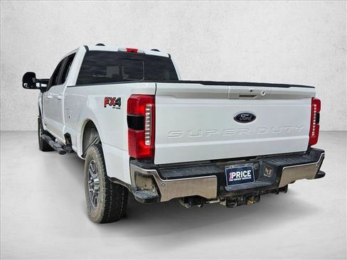 Used 2024 Ford F250 Lariat w/ FX4 Off-Road Package image 7