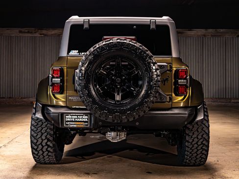 Used 2024 Ford Bronco Raptor w/ Interior Carbon Fiber Pack 6 AWD/4WD image 8