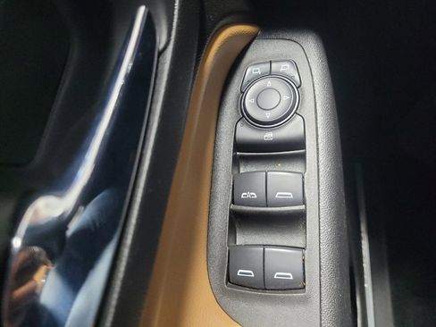 Used 2020 Chevrolet Equinox Premier image 27