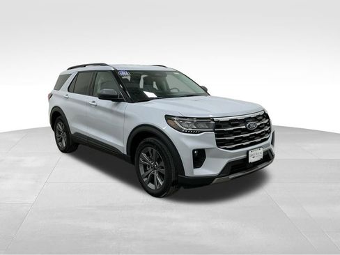 New 2026 Ford Explorer Active w/ Active Comfort Package image 5