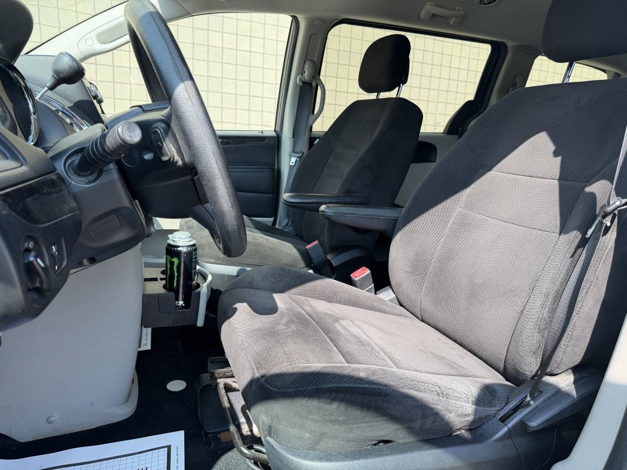Used 2013 Dodge Grand Caravan SXT FWD image 17