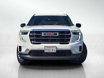 Used 2025 GMC Acadia Elevation