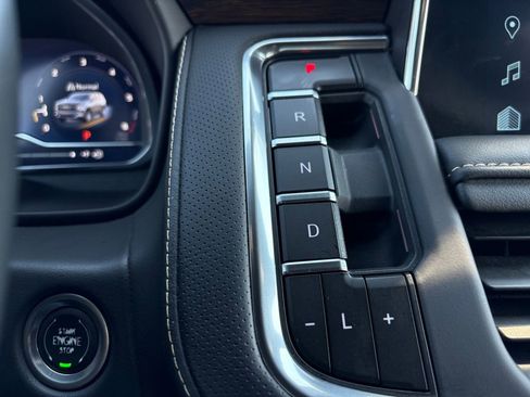 Used 2024 Chevrolet Tahoe Premier image 25