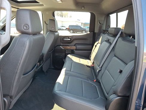 Used 2022 Chevrolet Silverado 1500 RST w/ Convenience Package II image 10