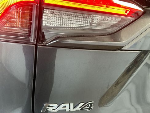 Used 2023 Toyota RAV4 XLE Premium AWD/4WD image 10