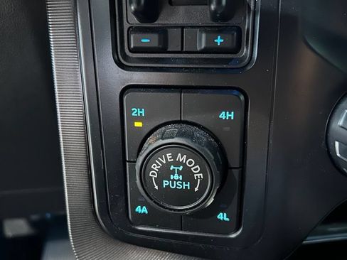 Used 2023 Ford F150 Platinum AWD/4WD image 21