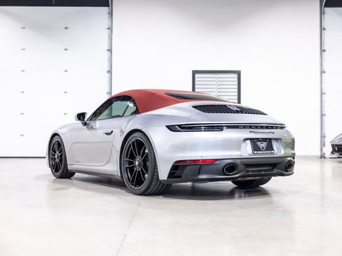Used 2022 Porsche 911 Cabriolet image 6