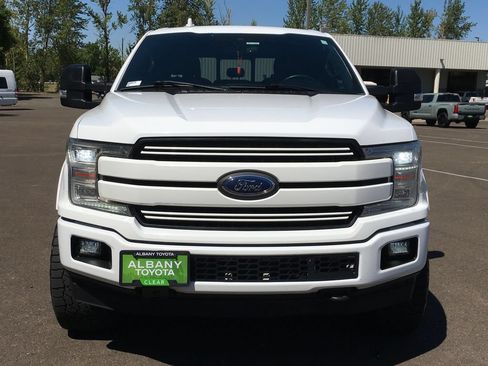 Used 2018 Ford F150 Lariat w/ Equipment Group 502A Luxury AWD/4WD image 11