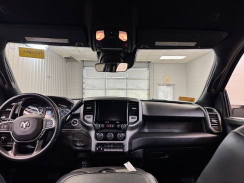 Used 2025 RAM 3500 Tradesman w/ Chrome Appearance Group AWD/4WD image 20