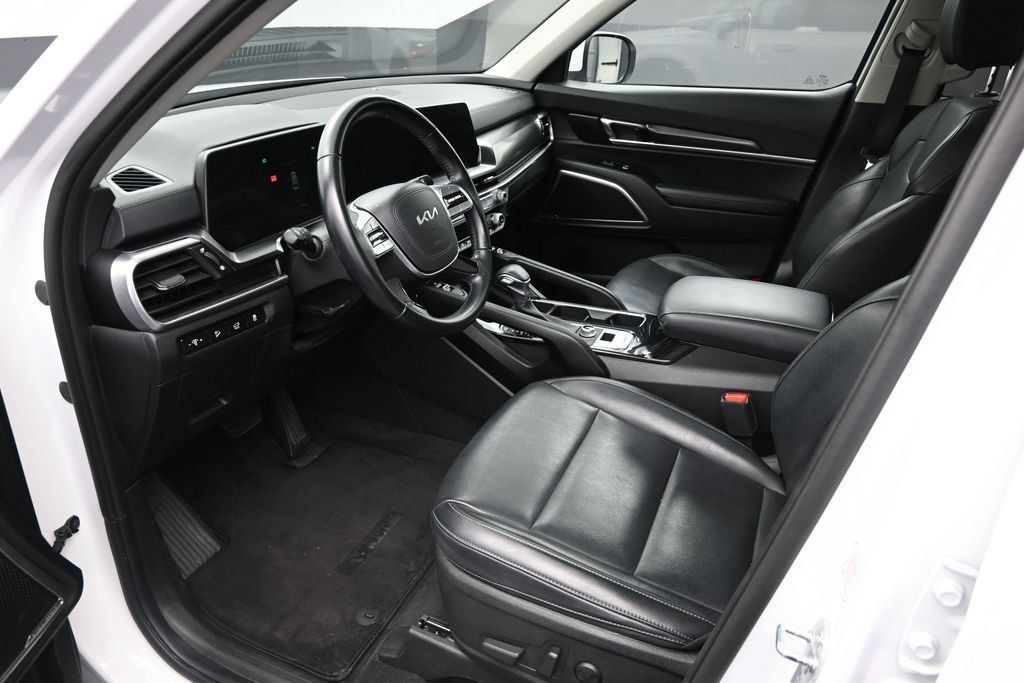 Used 2025 Kia Telluride S AWD/4WD image 20