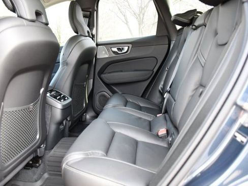 New 2026 Volvo XC60 B5 Ultra w/ Protection Package Premier AWD/4WD image 15