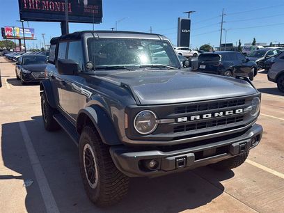 Used 2022 Ford Bronco Black Diamond w/ Sasquatch Package