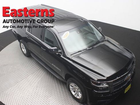 Used 2019 Chevrolet Suburban LT AWD/4WD image 3