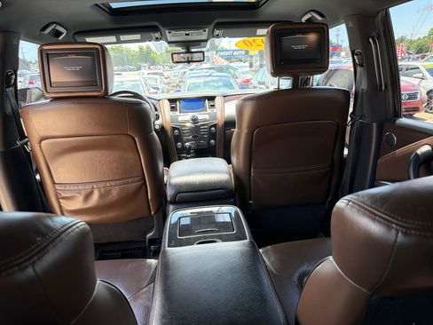 Used 2020 Nissan Armada Platinum w/ Platinum Reserve Package RWD image 39