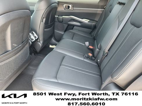 Used 2025 Kia Sorento S AWD/4WD image 21