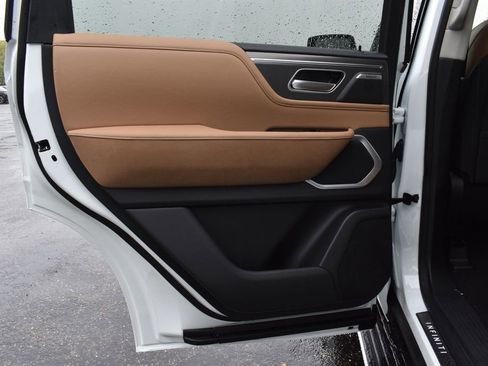 Used 2026 INFINITI QX80 Luxe w/ Cargo Package image 25