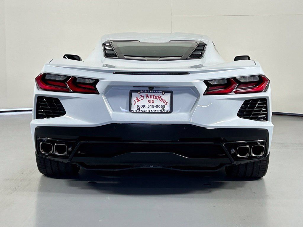 Used 2021 Chevrolet Corvette Stingray Coupe w/ 1LT RWD image 11