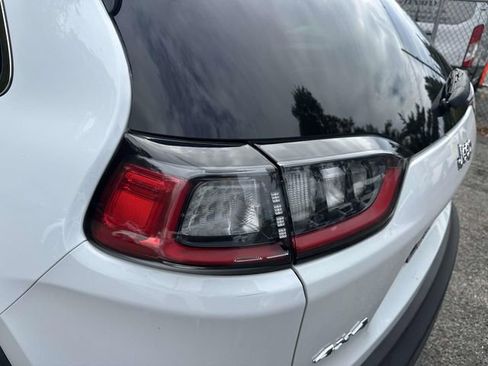 Used 2021 Jeep Cherokee Latitude Lux w/ Sun & Sound Group image 9