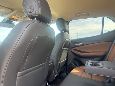 Used 2020 Buick Encore GX Essence w/ Advanced Technology Package image 28