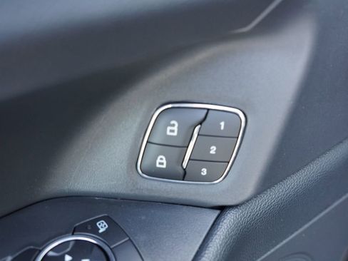 Certified 2024 Ford Expedition Max XLT image 25