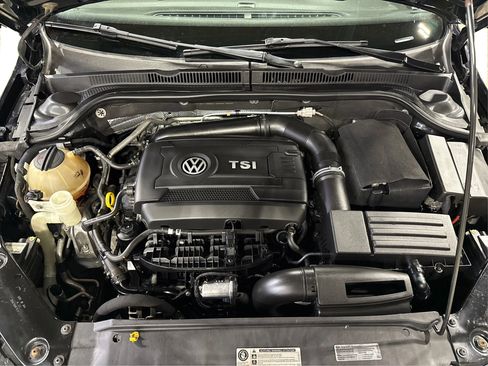 Used 2016 Volkswagen Jetta GLI SEL image 14