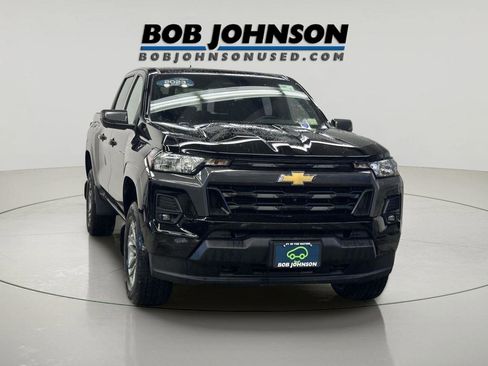 Certified 2023 Chevrolet Colorado LT w/ LT Convenience Package II image 3