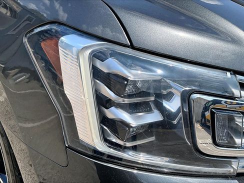Used 2020 Ford Expedition Limited w/ Special Edition Package RWD image 27