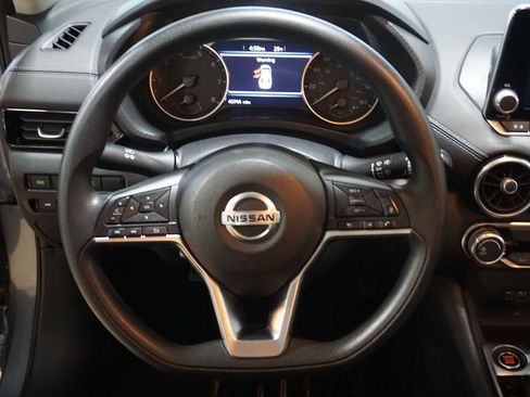 Used 2023 Nissan Sentra SV image 16