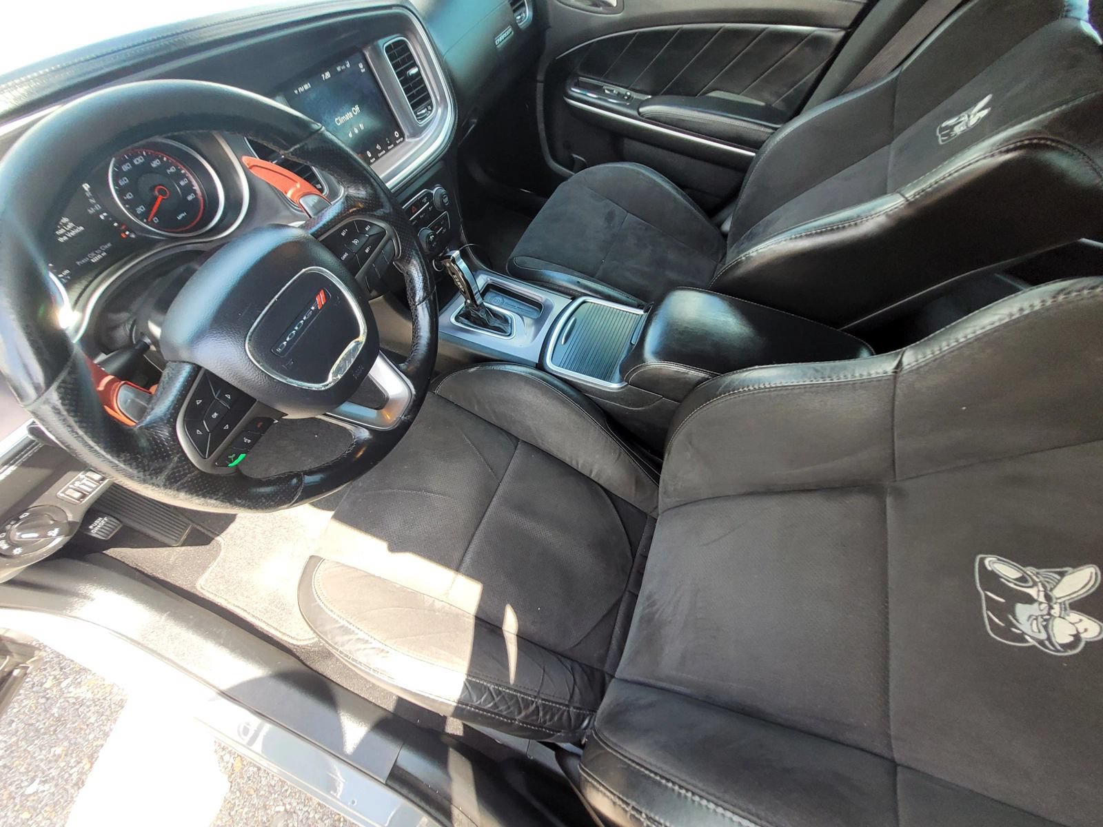 Used 2019 Dodge Charger Scat Pack w/ Dynamics Package RWD image 4