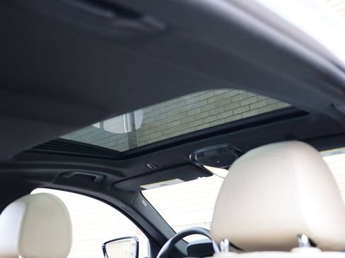 Used 2017 BMW 540i image 22