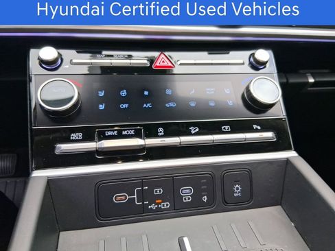 Used 2025 Hyundai Santa Fe Limited image 22