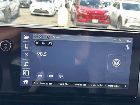 Used 2025 Honda Prologue Touring image 17