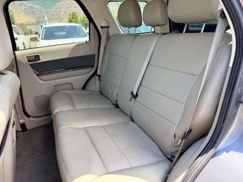 Used 2010 Ford Escape XLT FWD image 20