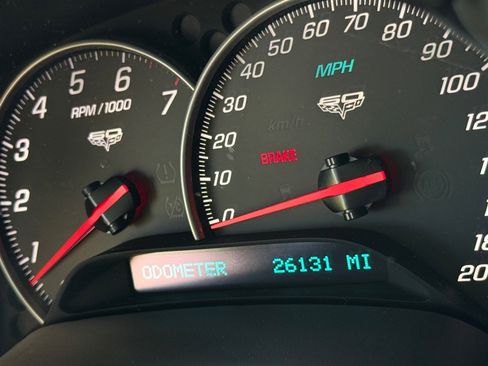 Used 2013 Chevrolet Corvette Grand Sport w/ 2LT Preferred Equipment Group image 43