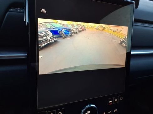Used 2025 GMC Terrain Elevation w/ Elevation Premium Package AWD/4WD image 33